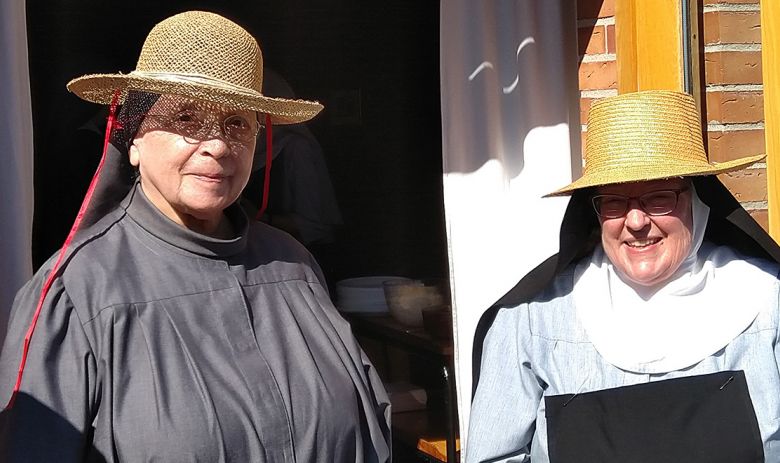 Schwestern in der Sonne